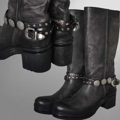 Pimp your boots mit Stiefelbändern: Design aus Italien. Schmuck für jeden Schuh